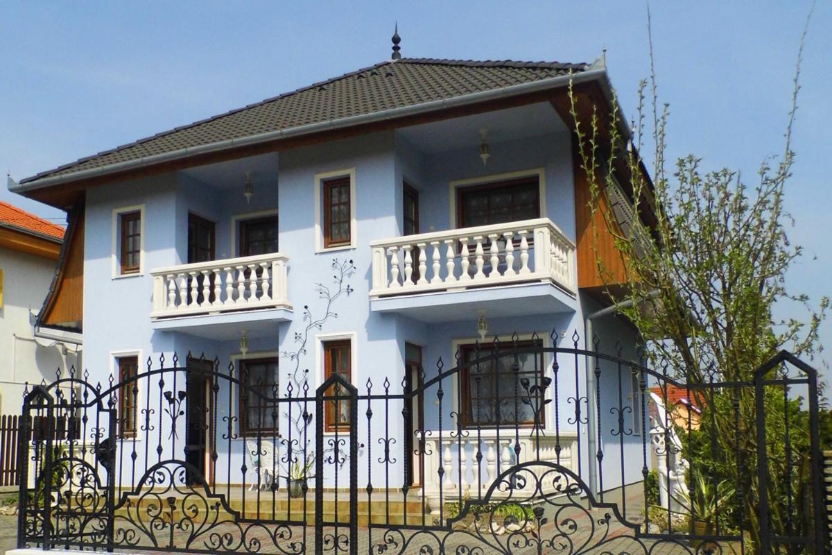 Levendula Apartman Zalakaros Buitenkant foto